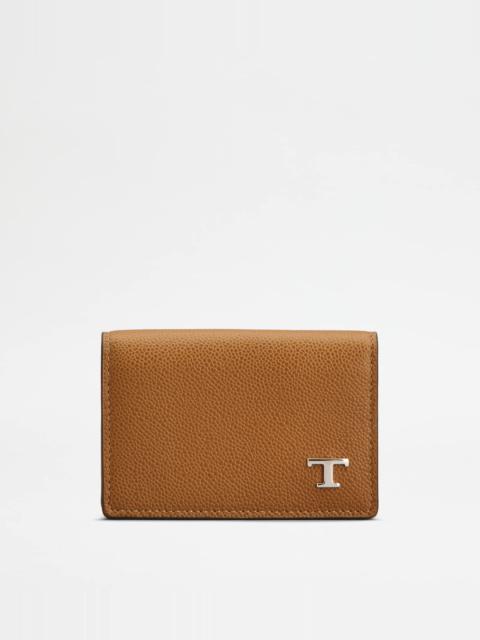 Tod's BUSINESS CARD HOLDER IN LEATHER - BROWN