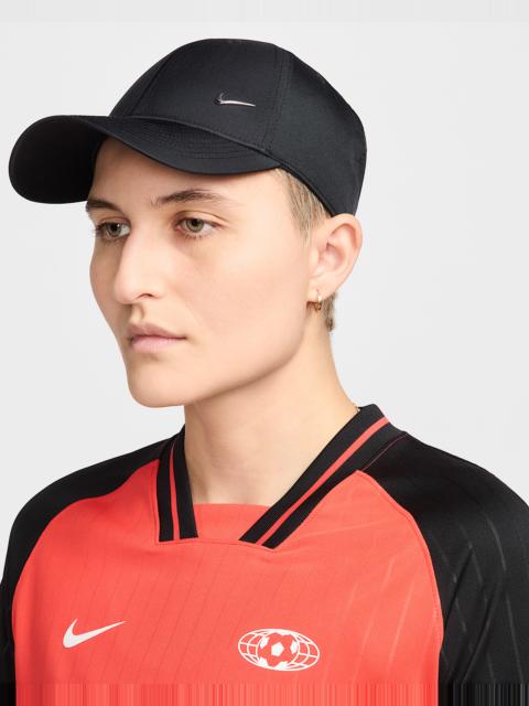 Nike Nike Club Structured Metal Swoosh Cap