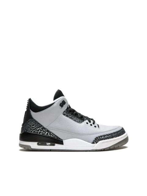 Air Jordan 3 Retro sneakers