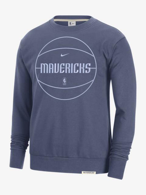 Dallas Mavericks Standard Issue Nike Men's Dri-FIT NBA Sweatshirt