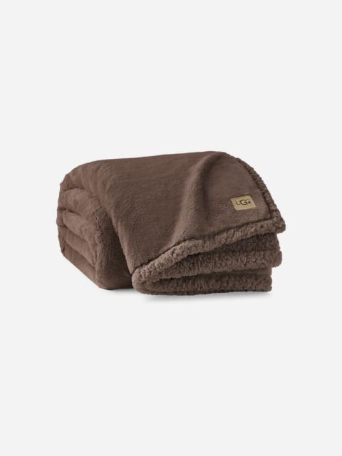 UGG ® Cynthia Throw 50" x 70" Polyester Blankets in Allspice