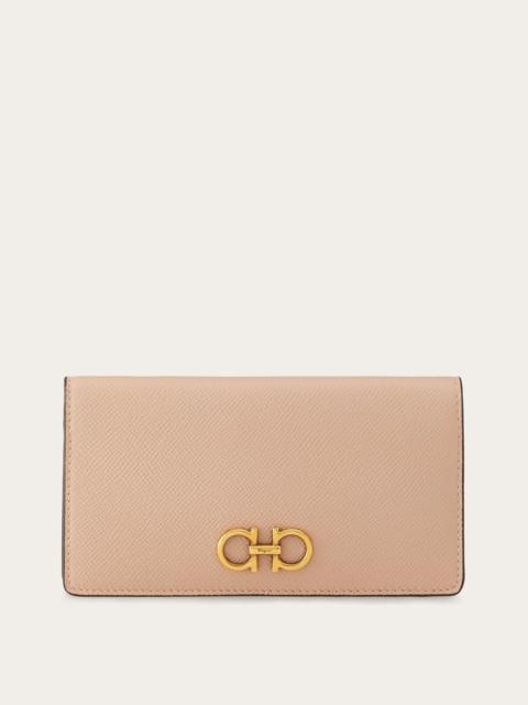 FERRAGAMO Gancini continental wallet