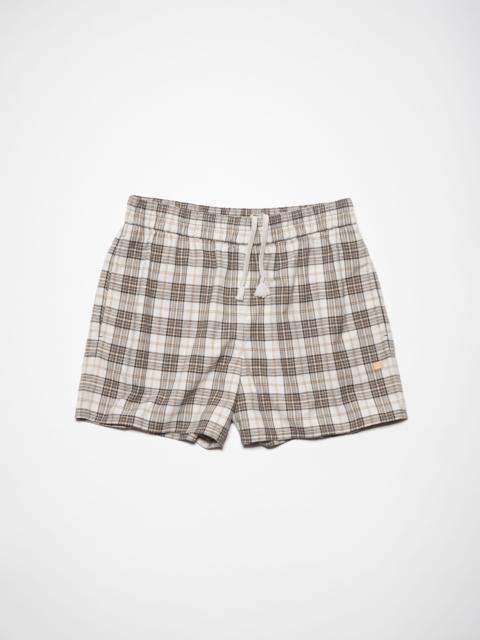 Acne Studios Flannel check shorts - White/black