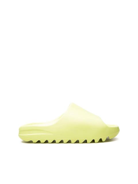YEEZY YEEZY "Glow" slides