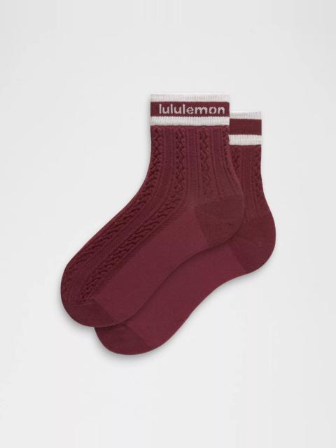 lululemon Unisex Cable-Knit Quarter Socks