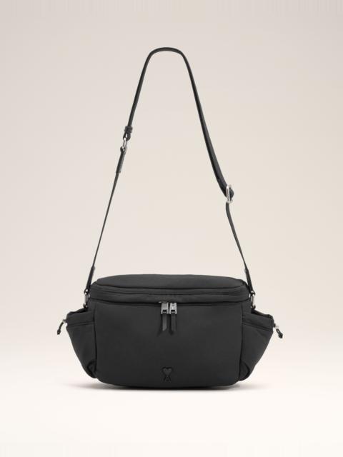 AMI Paris BLACK AMI DE COEUR MESSENGER BAG
