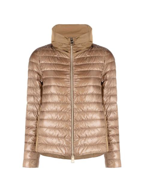 zip-fastening padded jacket