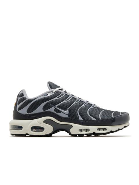 Nike AIR MAX PLUS SE 'IRON GREY'