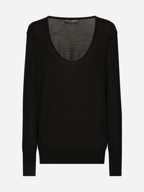 Wool sweater with deep round neck