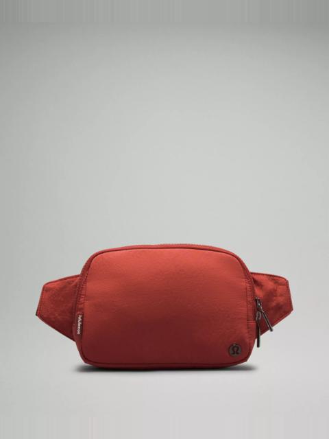 lululemon Everywhere Belt Bag Large with Long Strap 2L