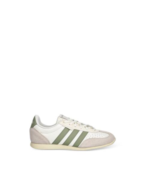 adidas Barreda LO striped panelled sneakers