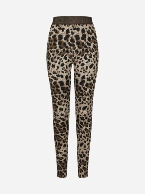 Jersey leggings with jacquard leopard design