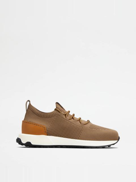 SOCK SNEAKERS IN TECHNICAL FABRIC AND LEATHER - BROWN