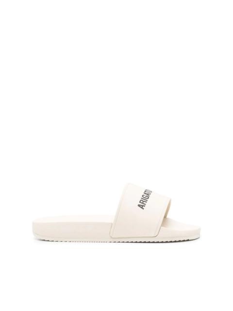 Axel Arigato logo-print pool slides