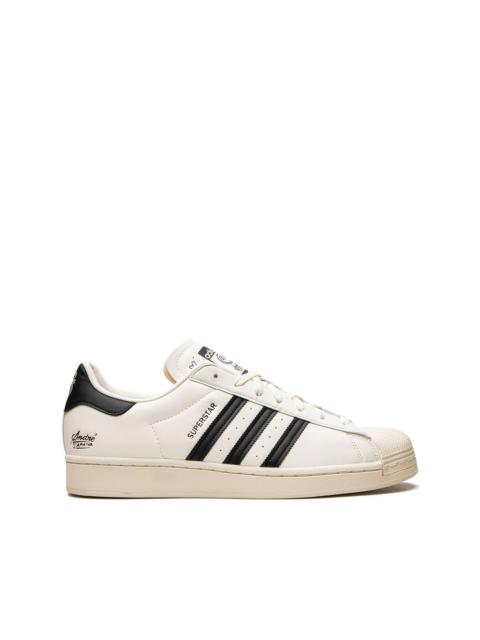 adidas x André Saraiva Superstar low-top sneakers | farfetch | REVERSIBLE
