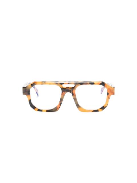 Kuboraum D-frame tortoiseshell-effect glasses