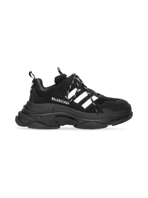 BALENCIAGA Men's Balenciaga / Adidas Triple S Sneaker in Black