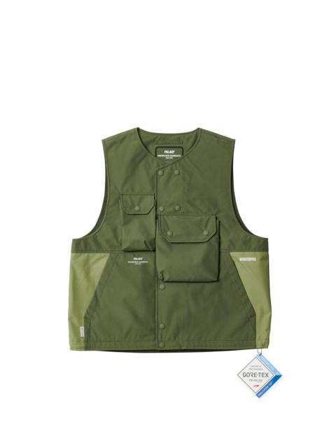 PALACE PALACE ENGINEERED GARMENTS GORE-TEX INFINIUM COVER VEST OLIVE