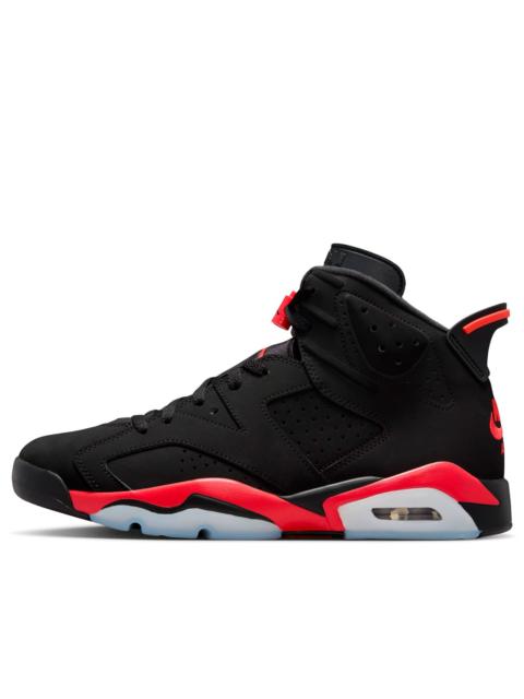 Jordan Air Jordan 6 Retro Sneaker