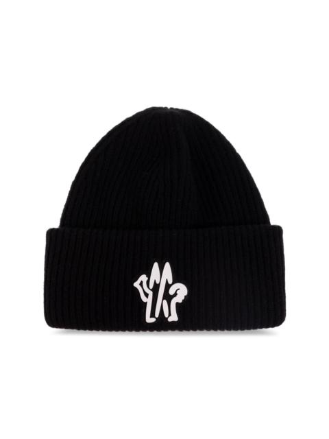 Moncler logo patch beanie