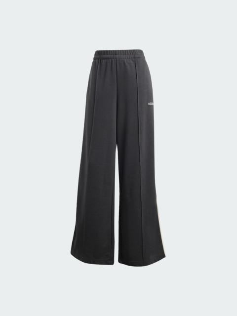 adidas Seasonal Essentials Colourpop Pants with Embroidered Graphic