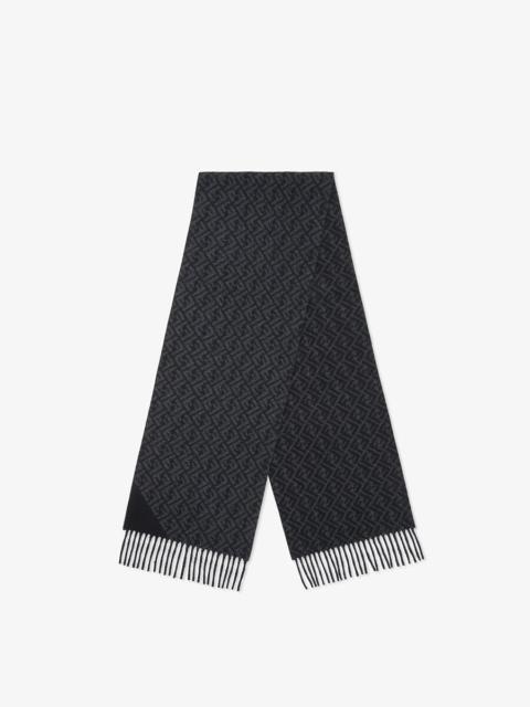 FENDI Black wool scarf