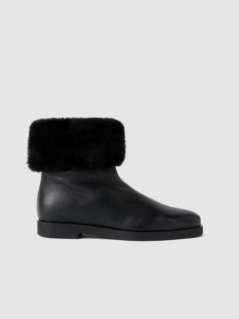 The Off-Duty Boot black