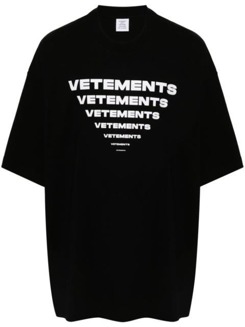 VETEMENTS logo-print cotton T-shirt