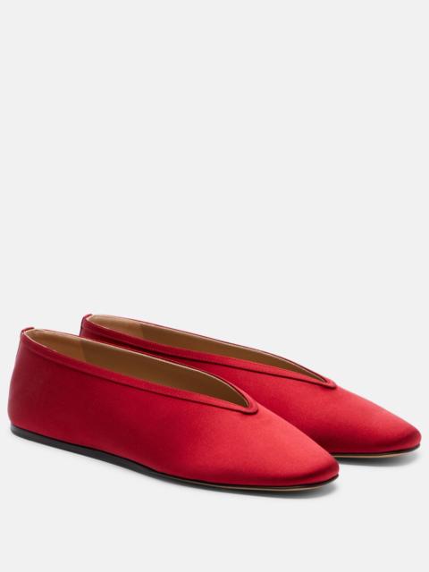 LE MONDE BÉRYL Luna satin ballet flats