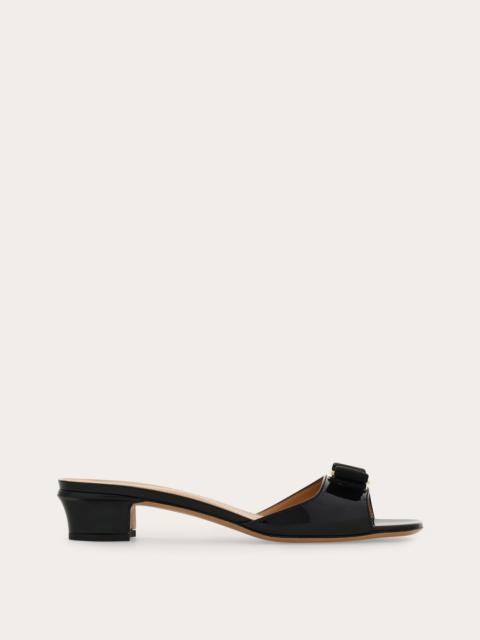 FERRAGAMO Vara bow slide