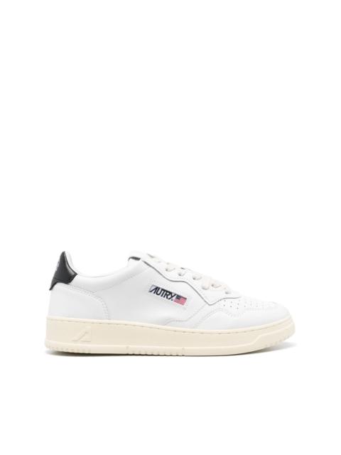 x 10 CORSO COMO Medalist low-top sneakers