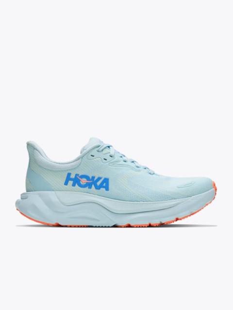 HOKA Women's Arahi 8 Shoes in Glimmering Blue/Neon Cantaloupe
