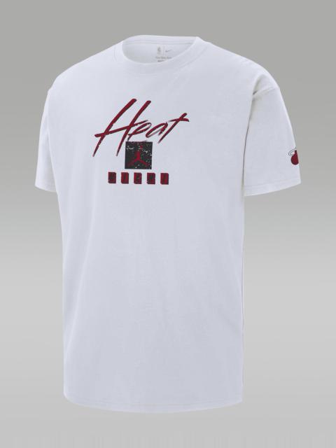 Jordan Men's Miami Heat Courtside Statement Edition Jordan NBA Max90 T-Shirt