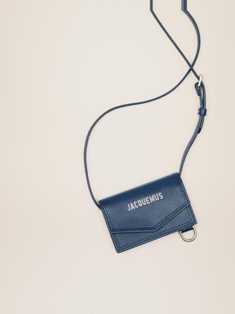 JACQUEMUS Le porte Azur