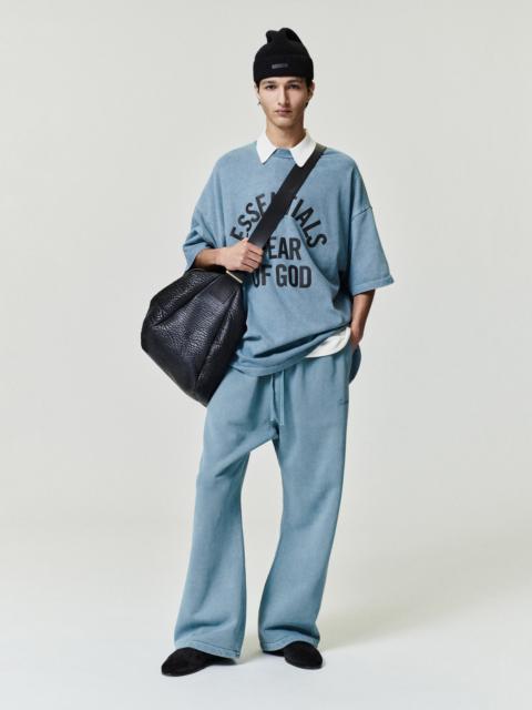 ESSENTIALS Campus 90s Tee