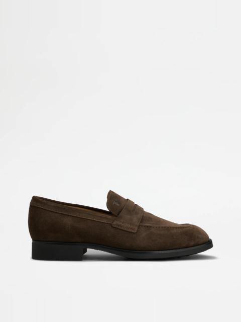 TOD'S LOAFERS IN SUEDE - BROWN