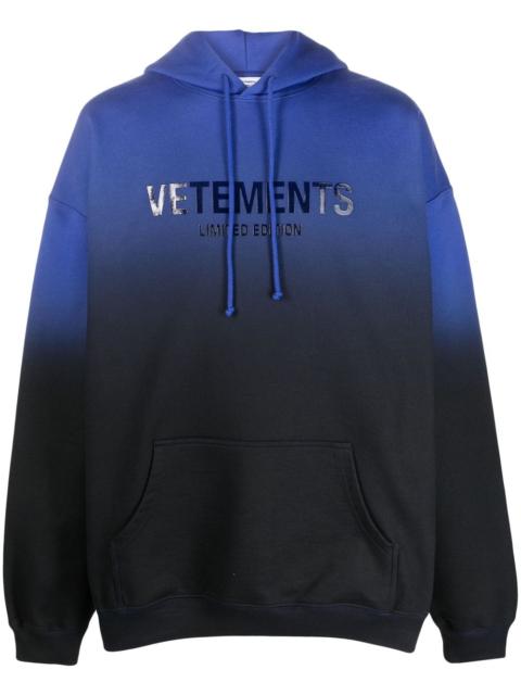 VETEMENTS logo-print faded-effect hoodie