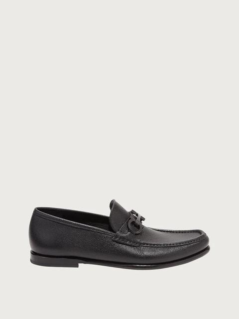 FERRAGAMO MOCCASIN WITH GANCINI ORNAMENT