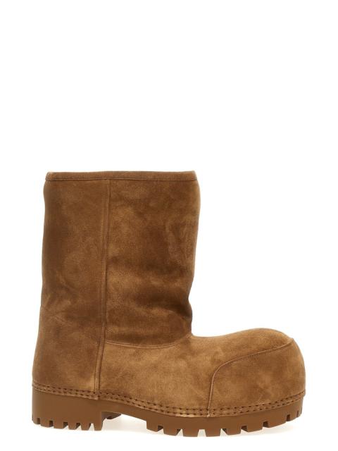 'Alaska Fur' boots