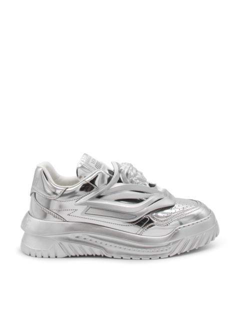silver tone leather medusa laminate low top sneakers