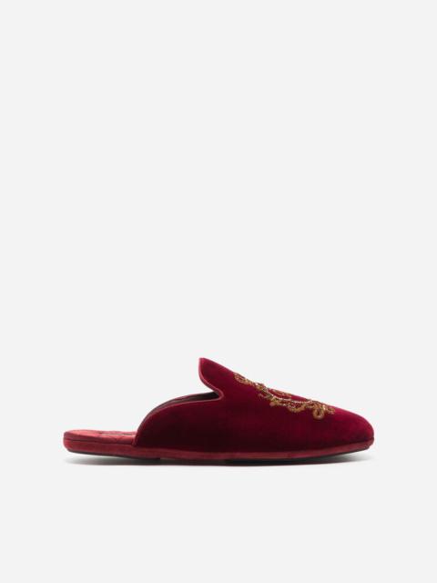 Velvet slippers with embroidery