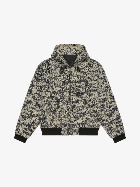 CAMOUFLAGE BOMBER JACKET IN COTTON WITH DESTROYED EFFECT