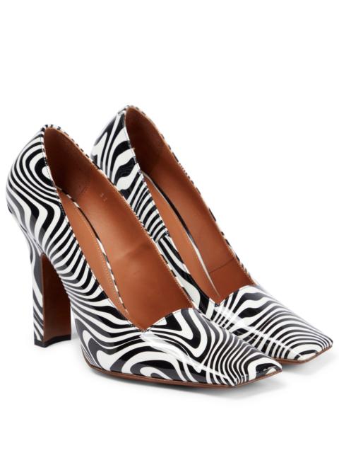VETEMENTS Boomerang zebra-print leather pumps