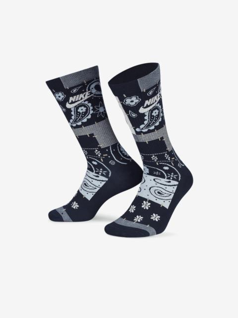 Nike Nike Everyday Essentials Crew Socks
