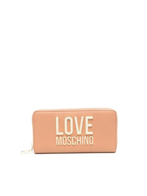 Moschino logo-plaque zipped wallet
