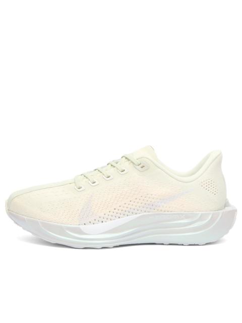 Nike Nike Pegasus Plus Ess Sneaker
