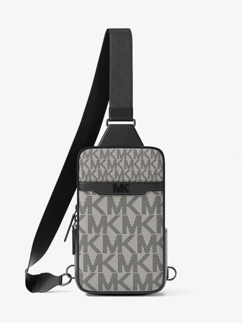 MICHAEL KORS Cooper Small Signature Logo Sling Pack