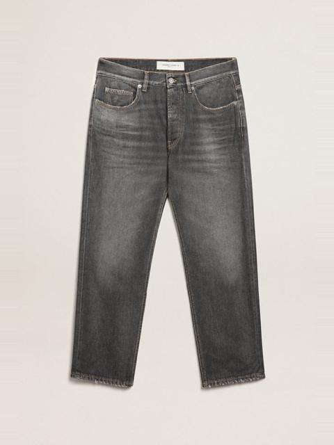 Men’s stonewashed-effect black jeans