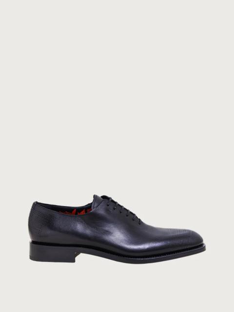 FERRAGAMO PLAIN TOE OXFORD