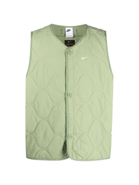 Nike embroidered-logo quilted gilet